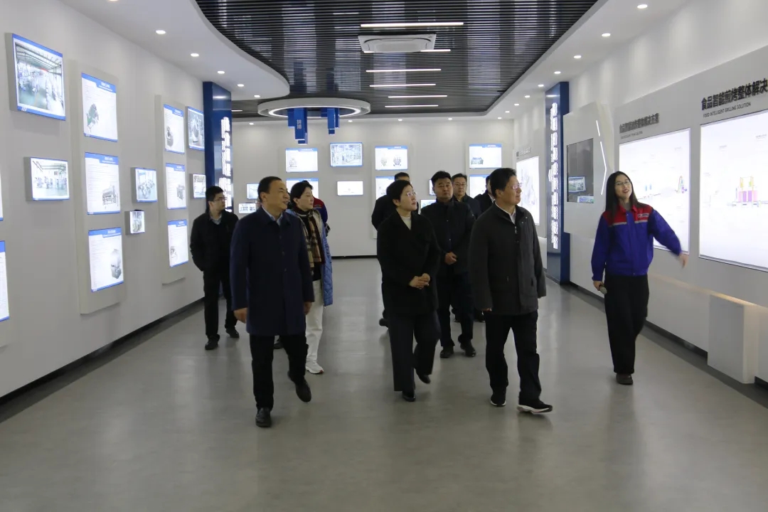市政協(xié)黨組書記、主席孟慶斌一行赴銳智智能開展調(diào)研指導(dǎo)工作